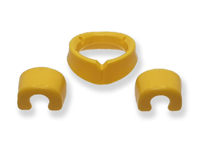 Artículo de Playmobil, Cuello y puños amarillos